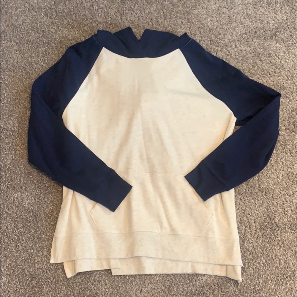 Old Navy Sweatshirt